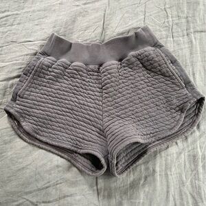 Everlane sleep shorts